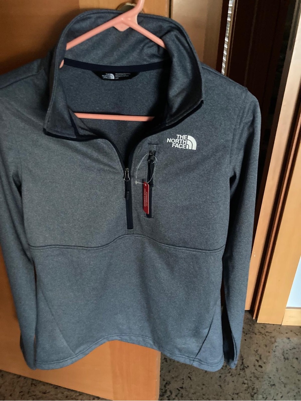 The North Face Women’s Half-Zip Pullover - Heather Gray
